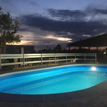 Mari Con Piscina Esclusiva Nel Salento Capilungo